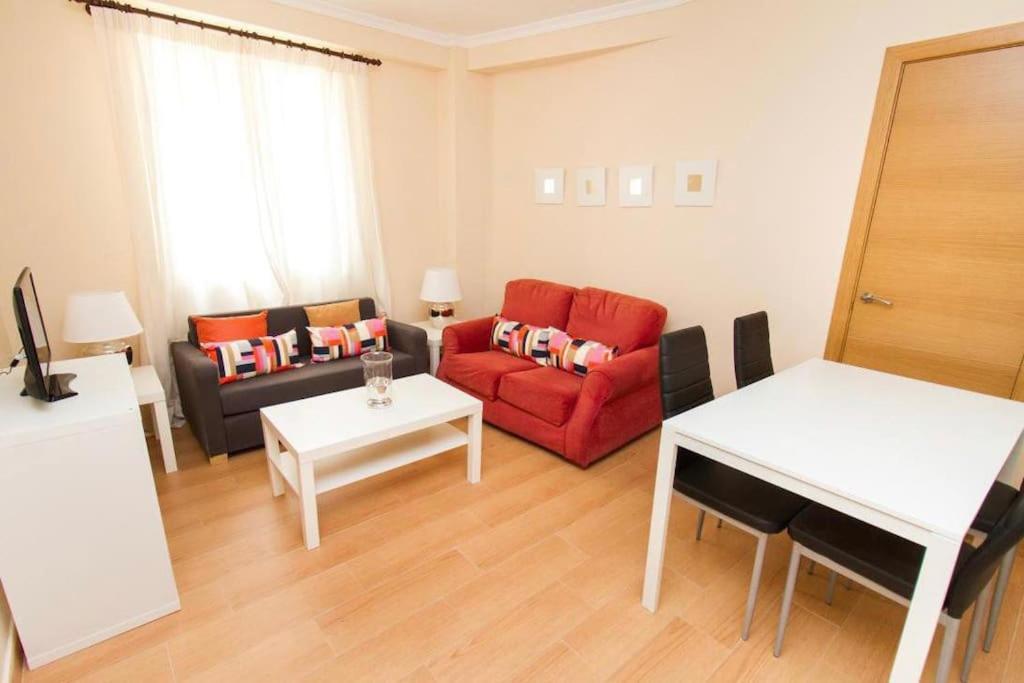 Piso Junto A La Catedral, 4-5 Personas Apartament